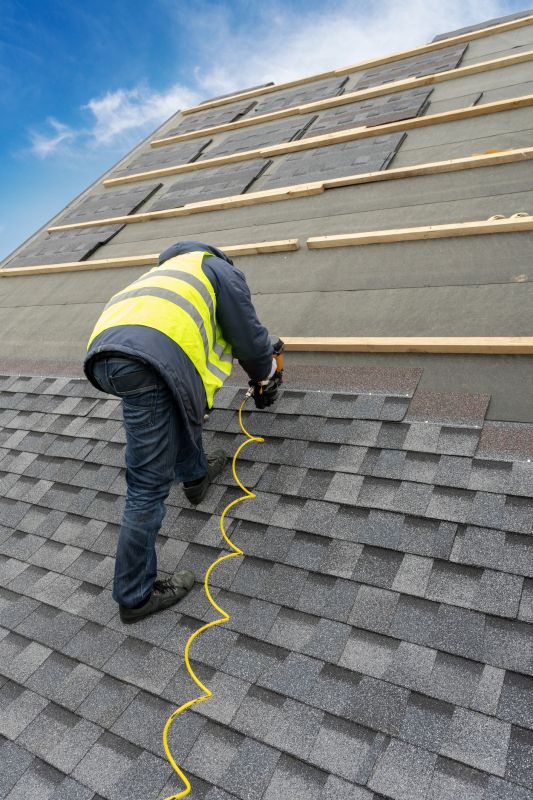 Roof Shingles Installation
